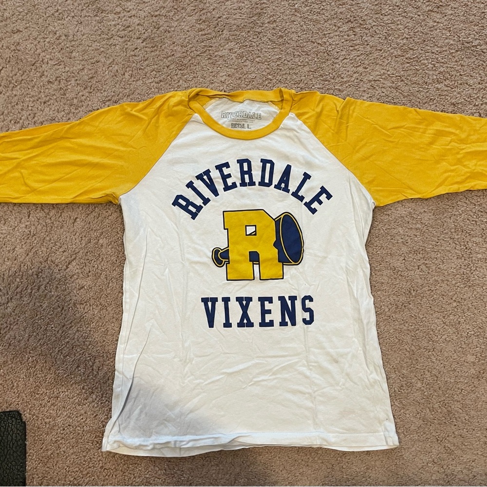 Womens Large Riverdale Vixens White, yellow, and blue cheer shirt